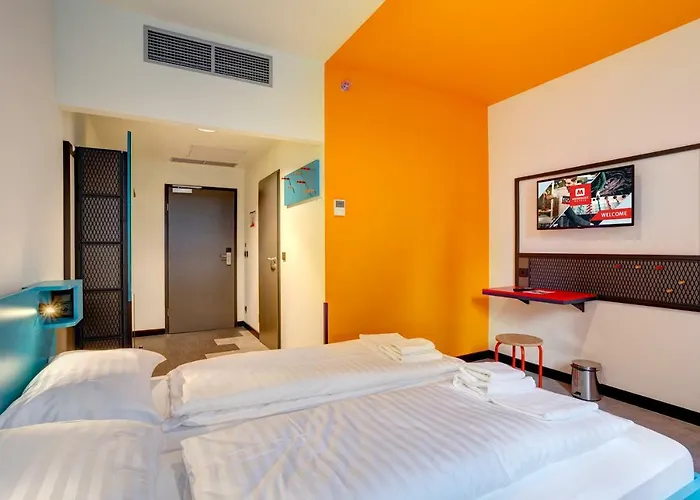 Meininger Great Market Hall Hotel