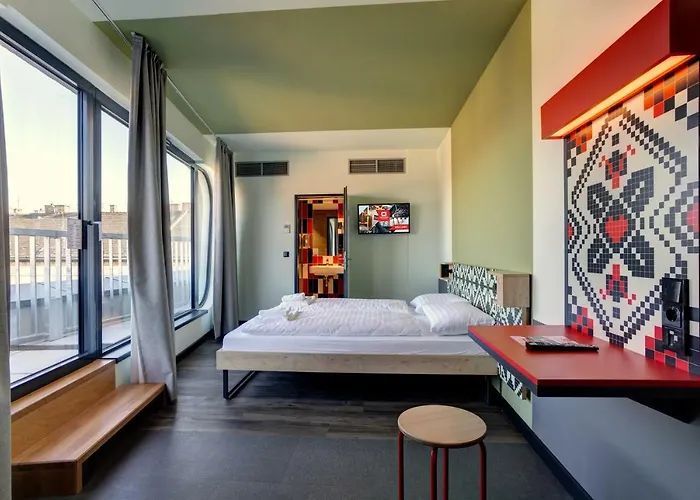 Meininger Great Market Hall 3*