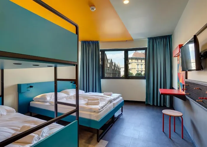 Meininger Great Market Hall 3*