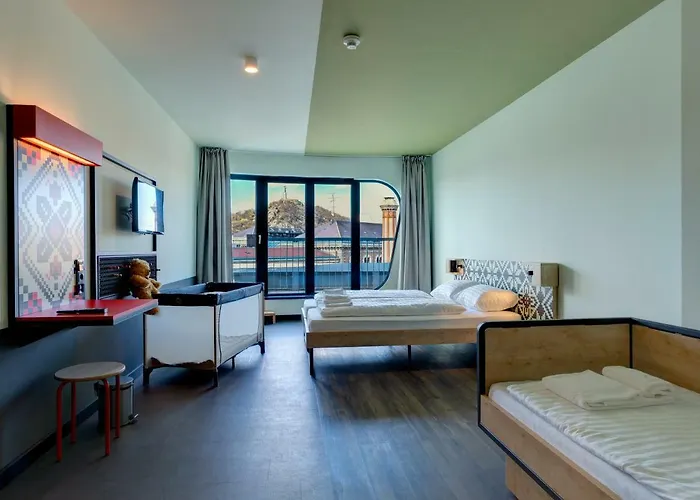 Hotel Meininger Great Market Hall 3*