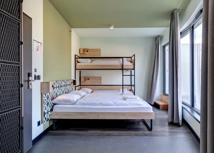 Meininger Great Market Hall Hotel 3*