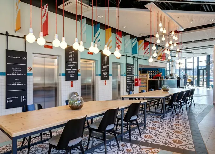 Meininger Great Market Hall Hotel 3*